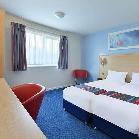 Travelodge Newbury Tot Hill Highclere Zimmer foto